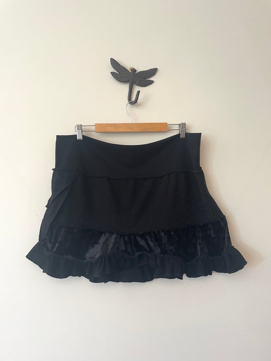 Black Mini Skirt with Leaf Pocket